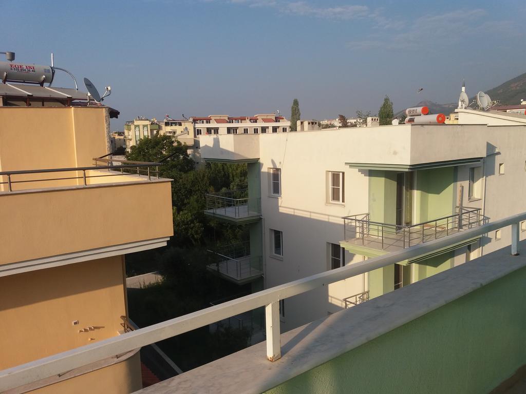 Zeus Apart Pansiyon Guzelcamli Bilik gambar